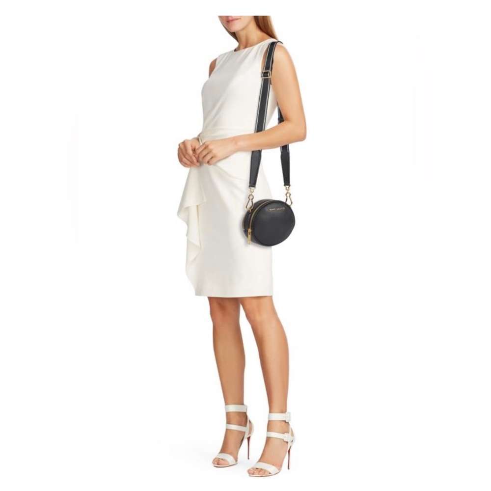 Marc Jacobs Rewind Oval Leather Crossbody
